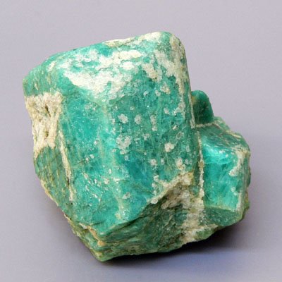 Голубовато-зеленый поделочный камень — 8 букв сканворд