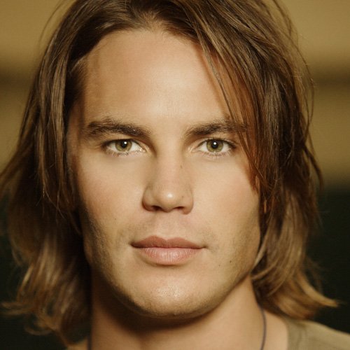 Taylor Kitsch.